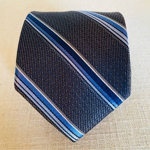 NWOT Jos. A. Bank Reserve Tie